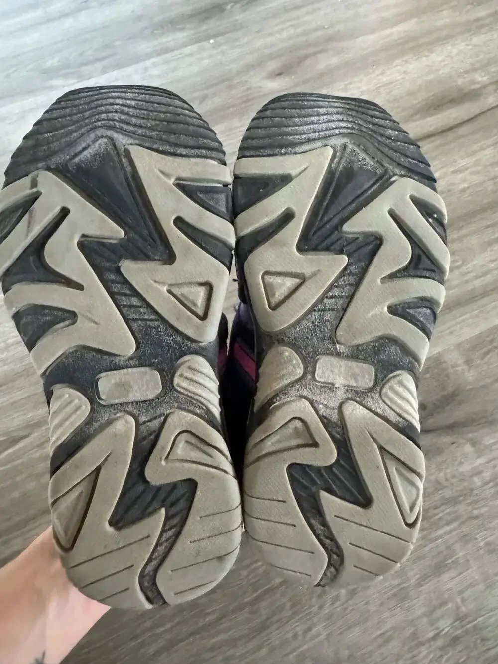 Northside Burke II Toddler Size 11 Purple/Black Active Sandals